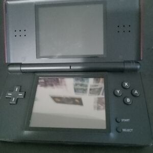 Ds